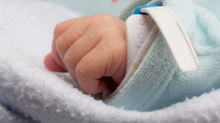 『母親の胎盤中のB群溶血性連鎖球菌は児の新生児室入室リスクの増加と関連』のイメージ